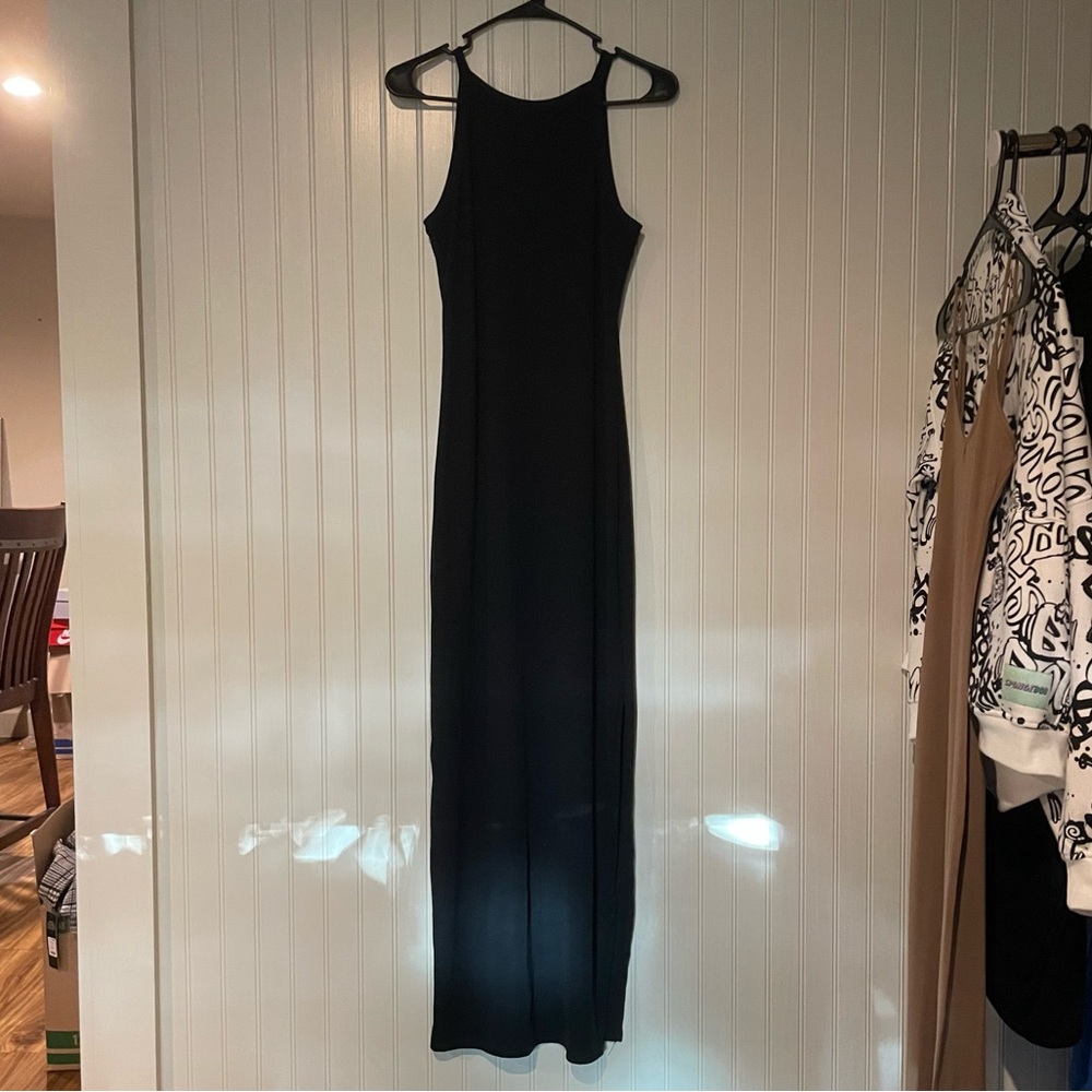 Long Black Ribbed Maxi Dress